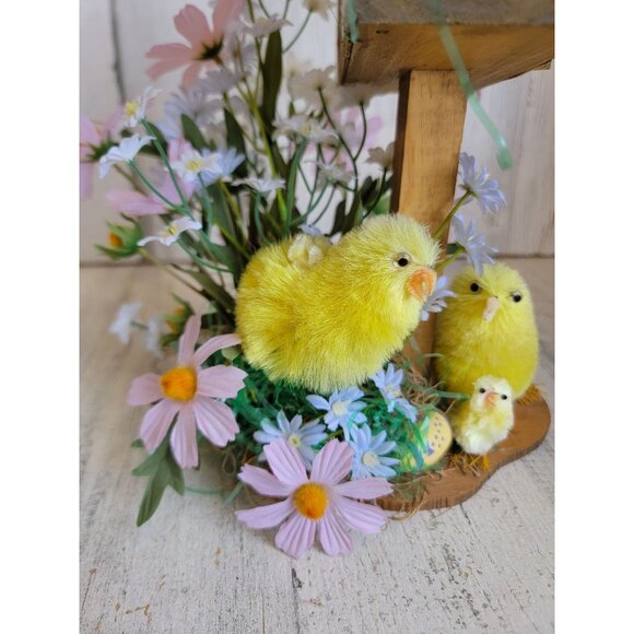 Unique decorative miniature mailbox chick Easter spring egg home decor flower - Picture 2 of 12